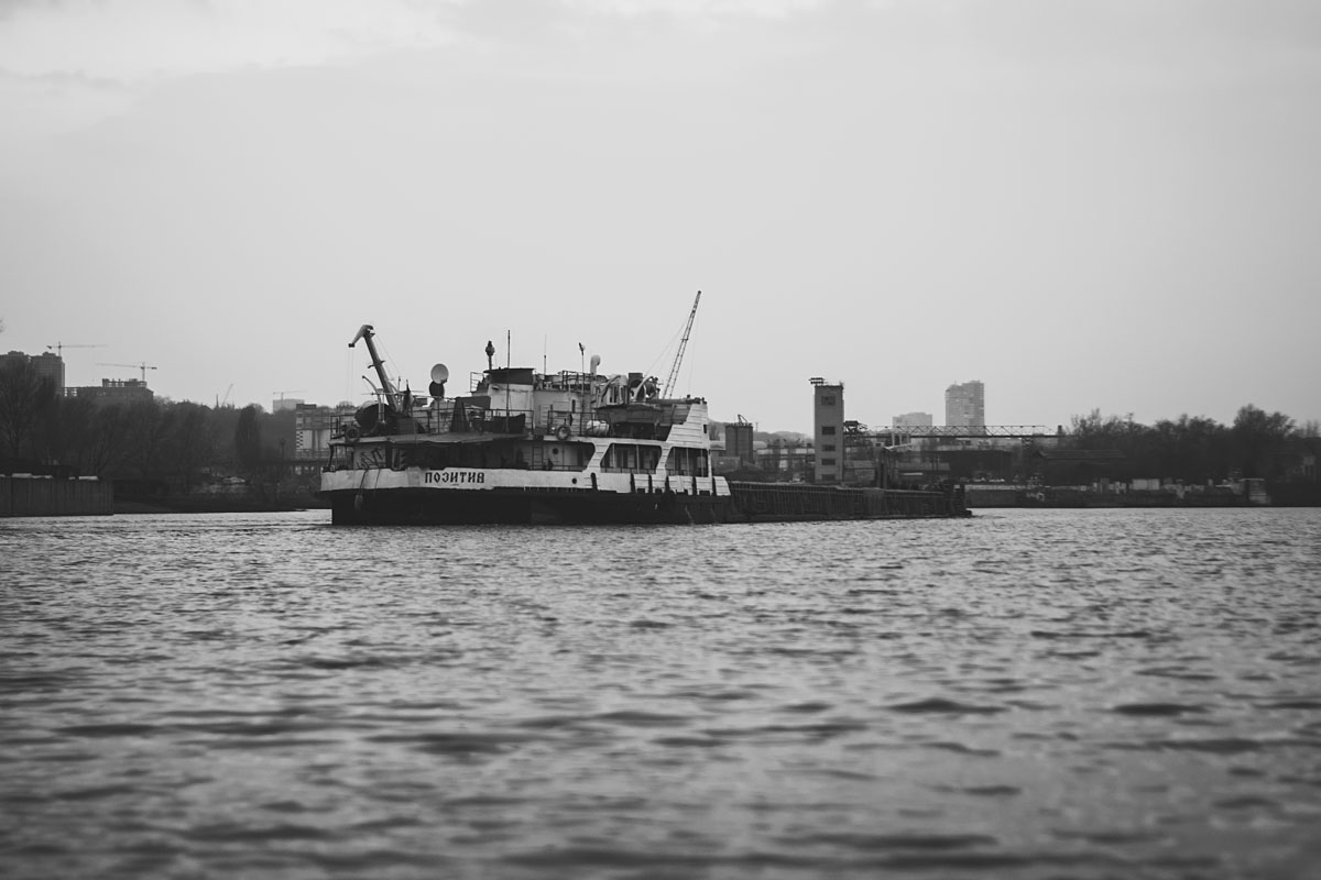 чб фото корабля
